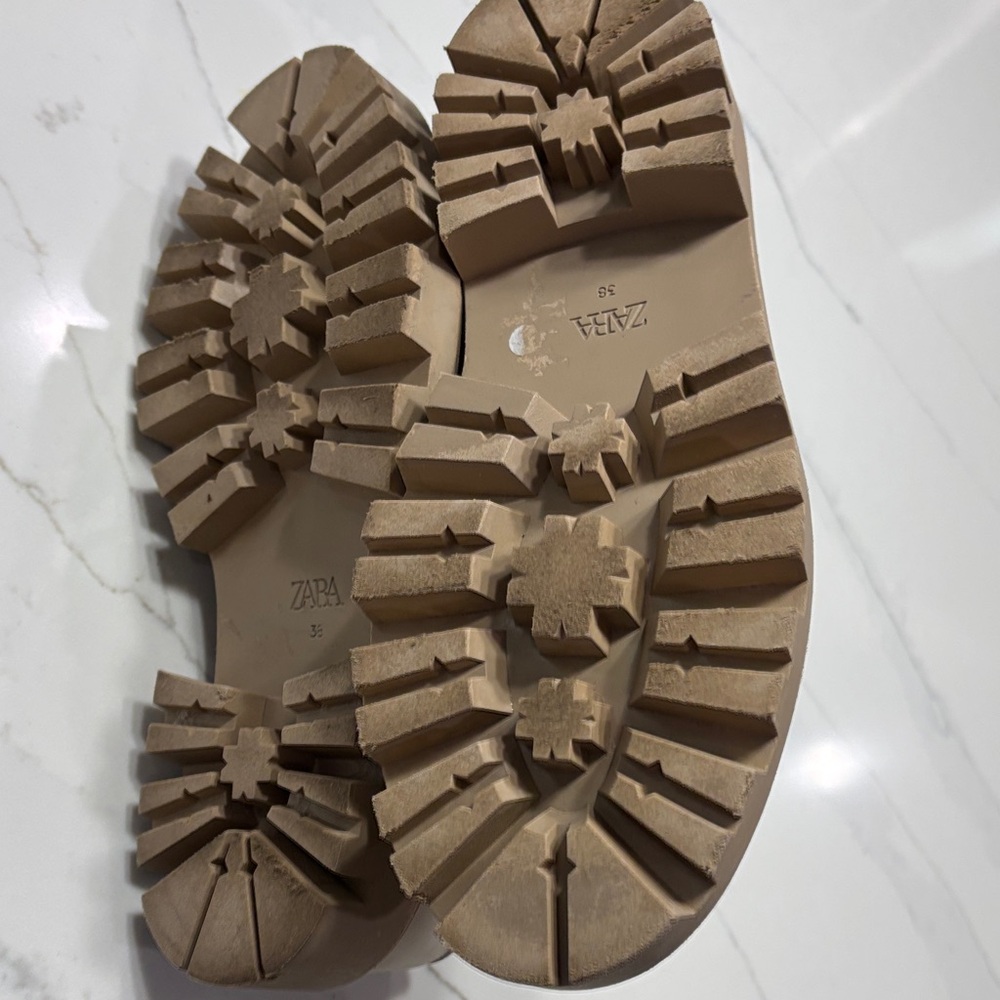 Zara Beige Loafers with Gold Buckle Detail - Picture 14 of 17